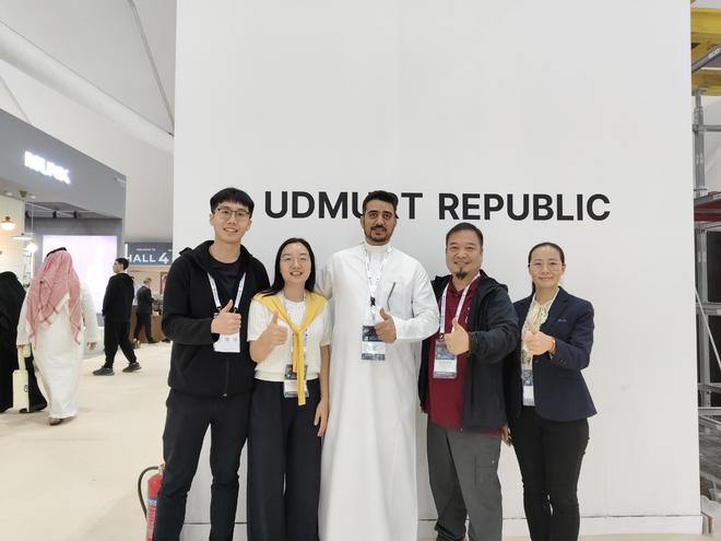 钢化镜亮相2025沙特展pg电子模拟器科沐智能